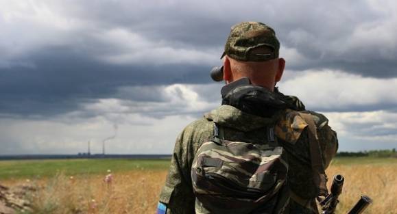 "Весь Донбасс сейчас молится на план "Б": В Сети высмеяли пустые угрозы украинского министра