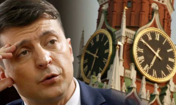 Зеленский угодил в скандал со своим праздничным селфи